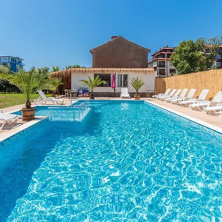 Ξενοδοχείο Hotel Chernomorets