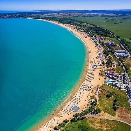 Отель Hotel Chernomorets 2*