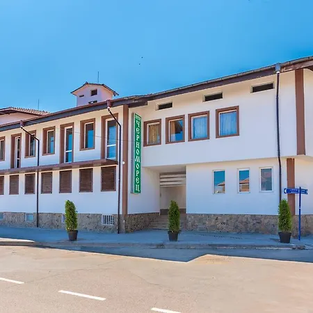 Hotel Chernomorets Отель 2*